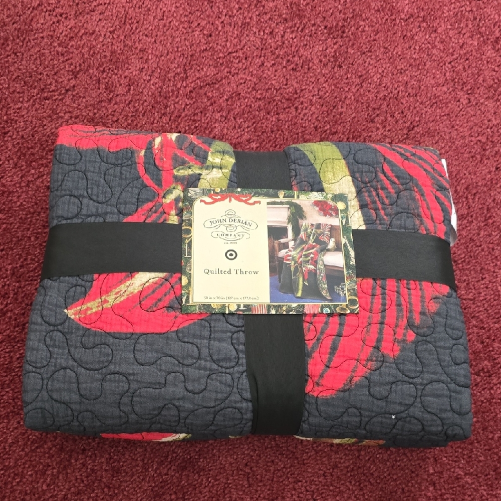 John Derian For Target Amaryllis Reversable Quilted Throw NWT